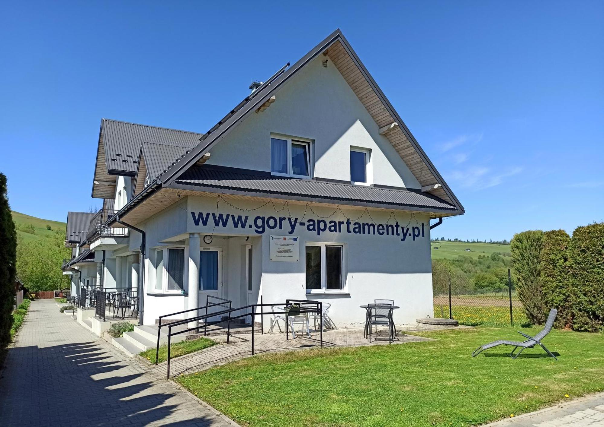 Apartaments Gory Niedzica Zamek Esterno foto